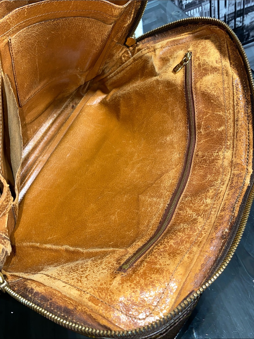 Authentic Vintage Louis Vuitton Brown Monogram Canvas Weekender/Document Bag - Picture 14 of 16